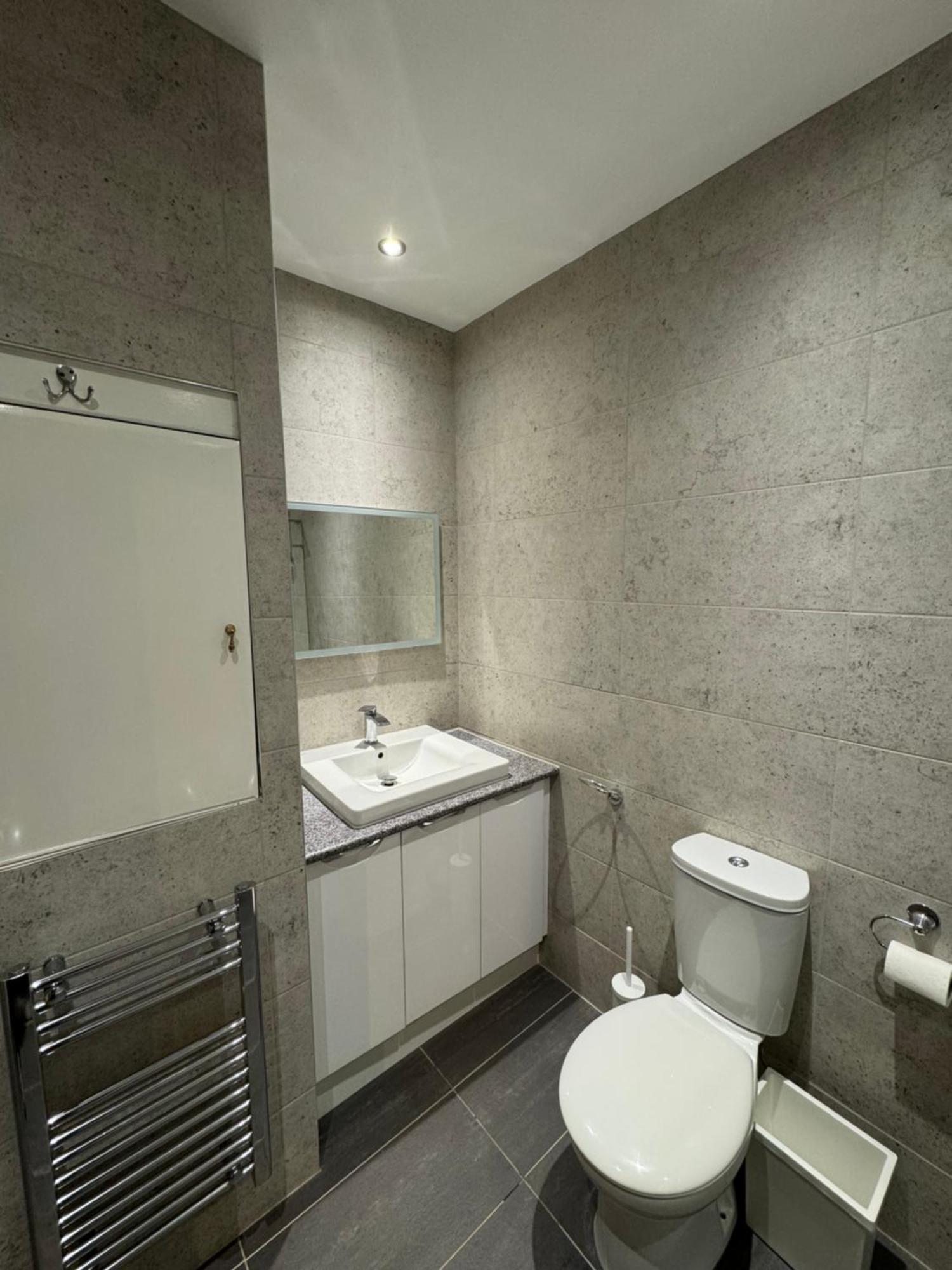 Edinburgh West Residence — Photos 1